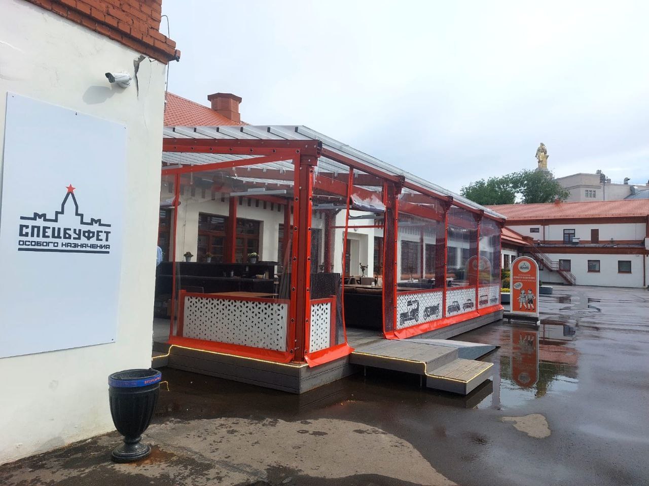 ПВХ шторы для летней террасы кафе в Твери